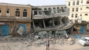 Les bombardements d'infrastructures civiles se poursuivent au Yémen dans l'indifférence générale.