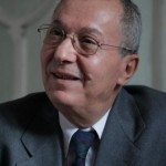 Tahar Ben Hassine se paye Hafedh Caïd Essebsi et Ennahdha Tahar Ben Hassine se paye Hafedh Caïd Essebsi et Ennahdha