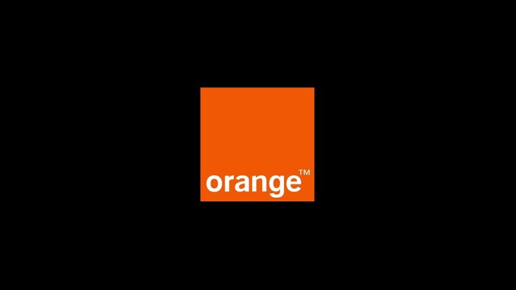 orange-une