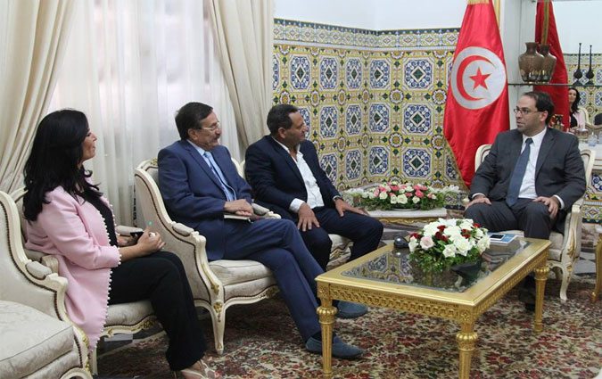 chahed-journalistes