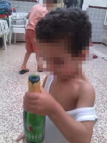 enfant-vin-cigarettes-tunisie-1