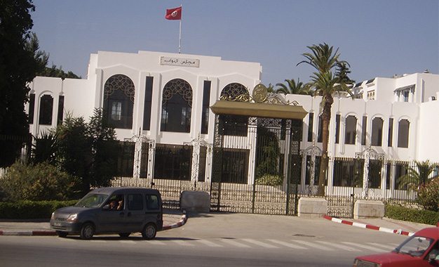place-du-bardo-assemblee-nationale