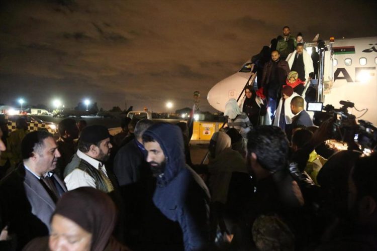passagers-avion-libyen-2